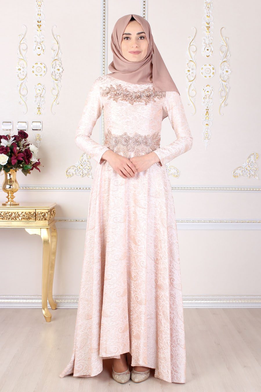 POWDER PINK EVENING DRESS POWDER PINK EVENING DRESS