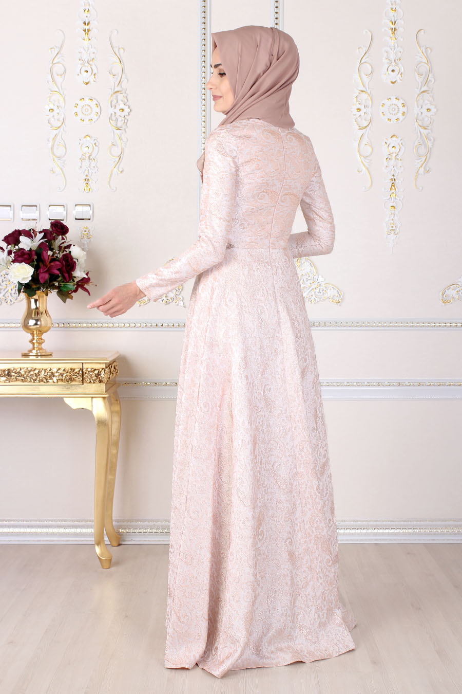 POWDER PINK EVENING DRESS POWDER PINK EVENING DRESS