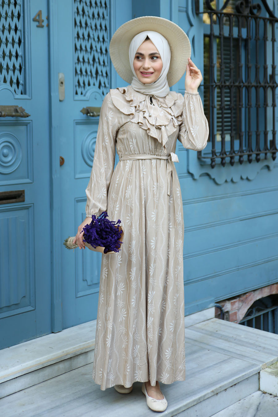 BEIGE DRESS