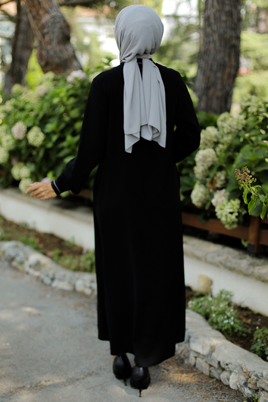ABAYA - BLACK