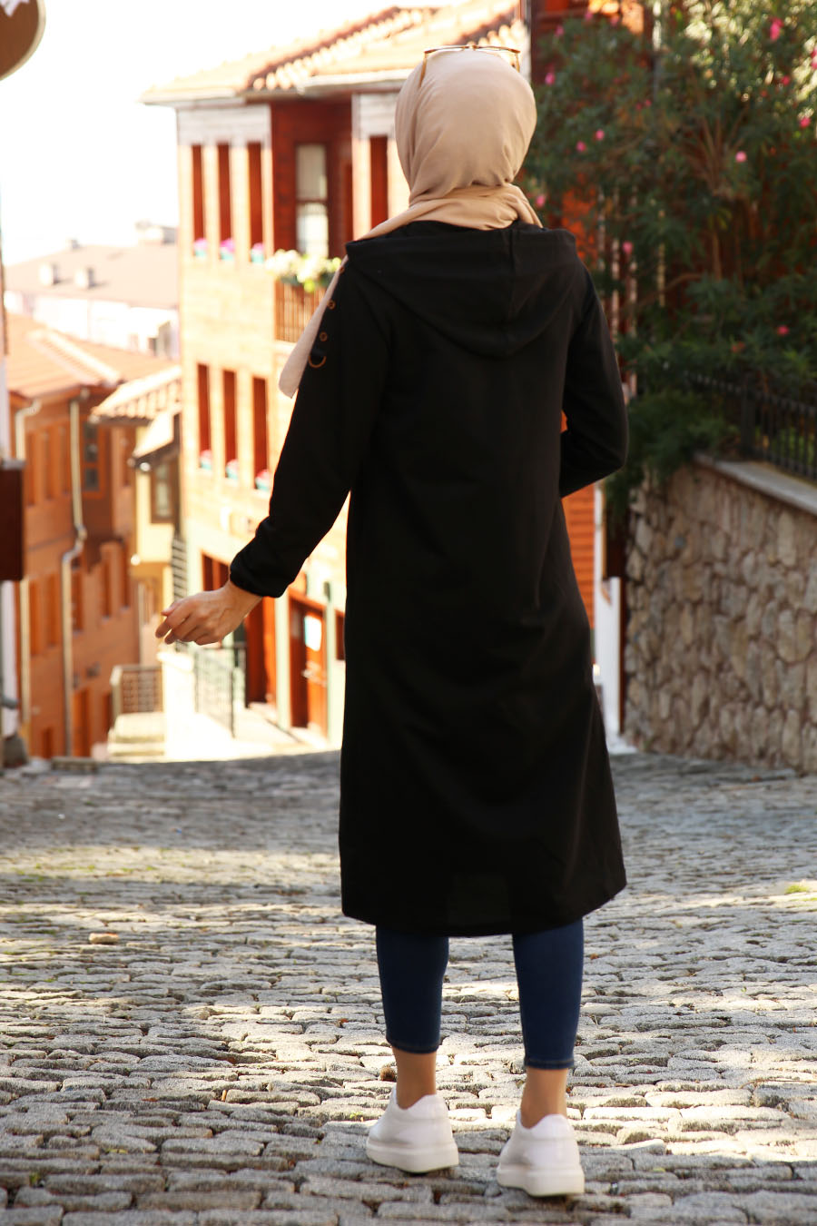 COAT - BLACK   COAT - BLACK