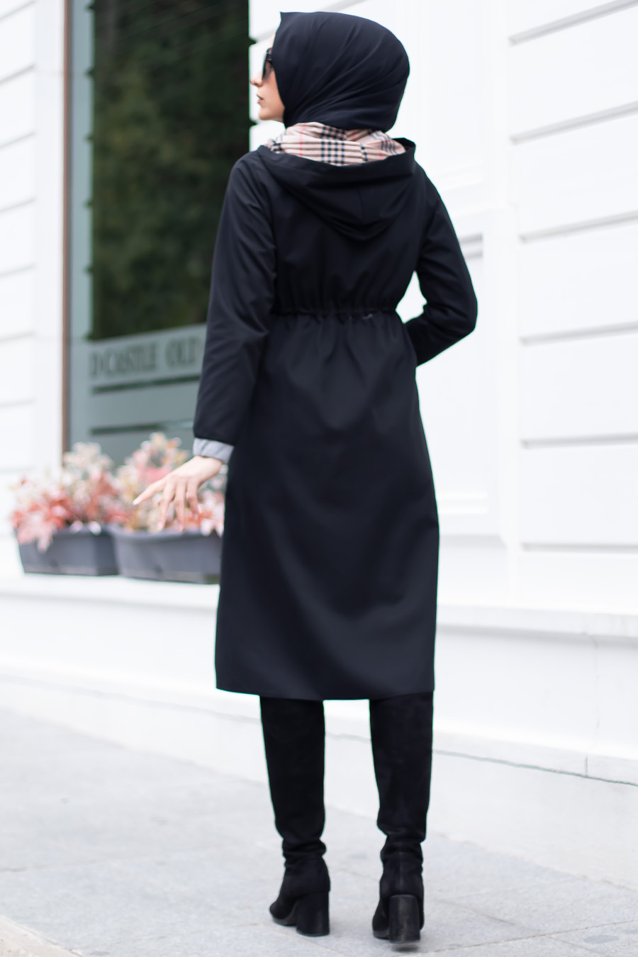 COAT - BLACK