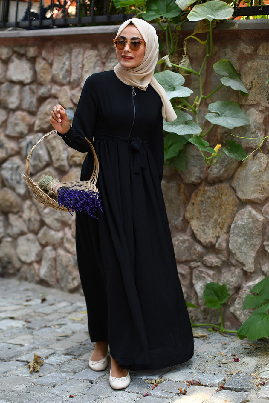 BLACK DRESS BLACK DRESS