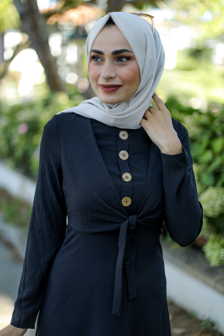 BLACK DRESS BLACK DRESS