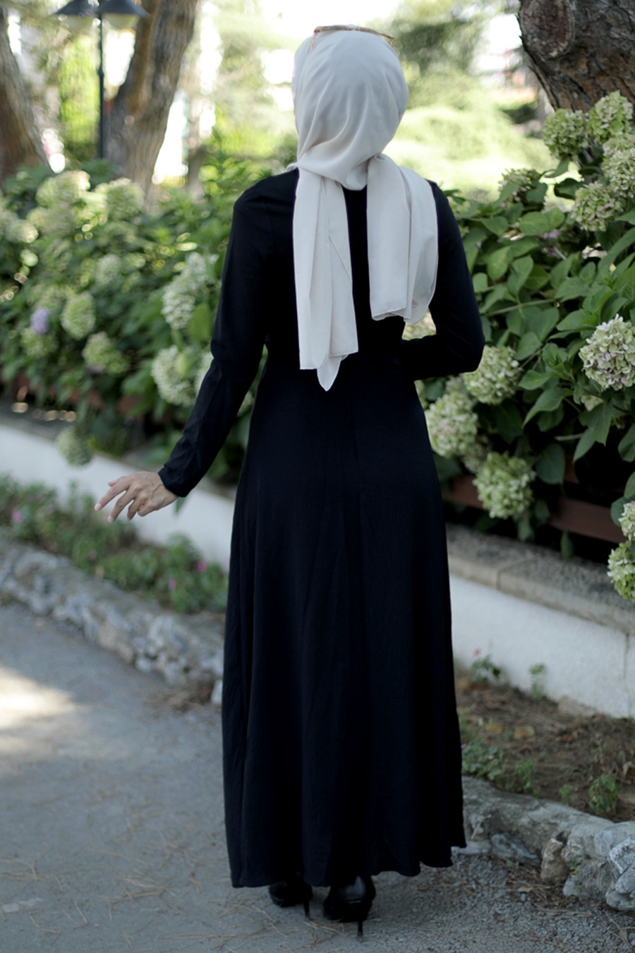 BLACK DRESS BLACK DRESS