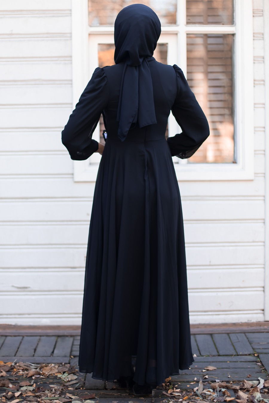 BLACK EVENING DRESS 