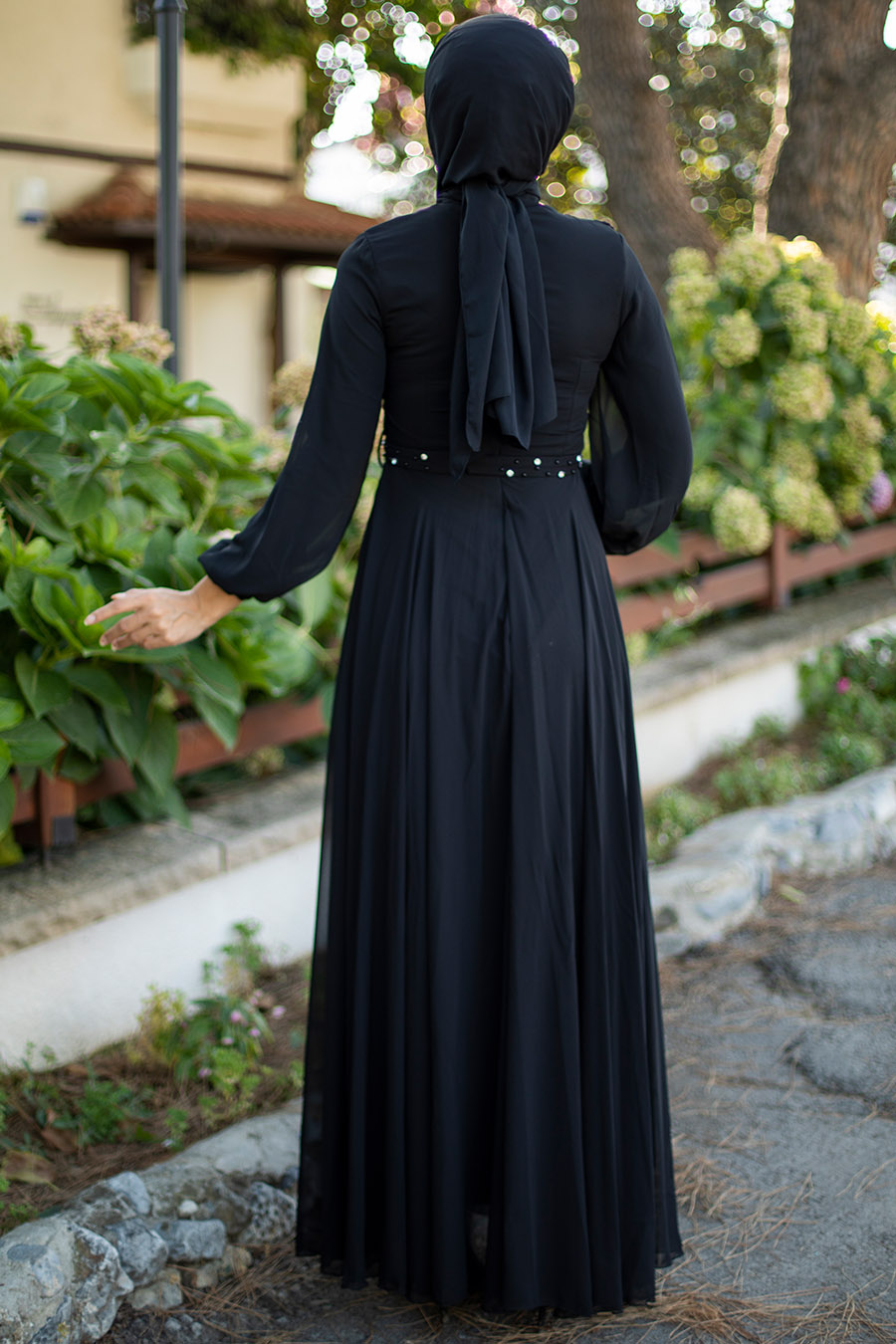 BLACK EVENING DRESS 
