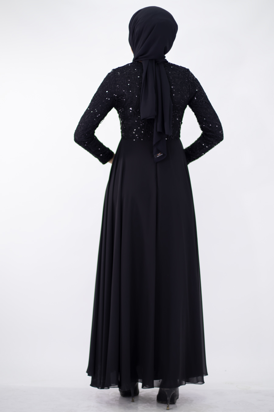 BLACK EVENING DRESS  