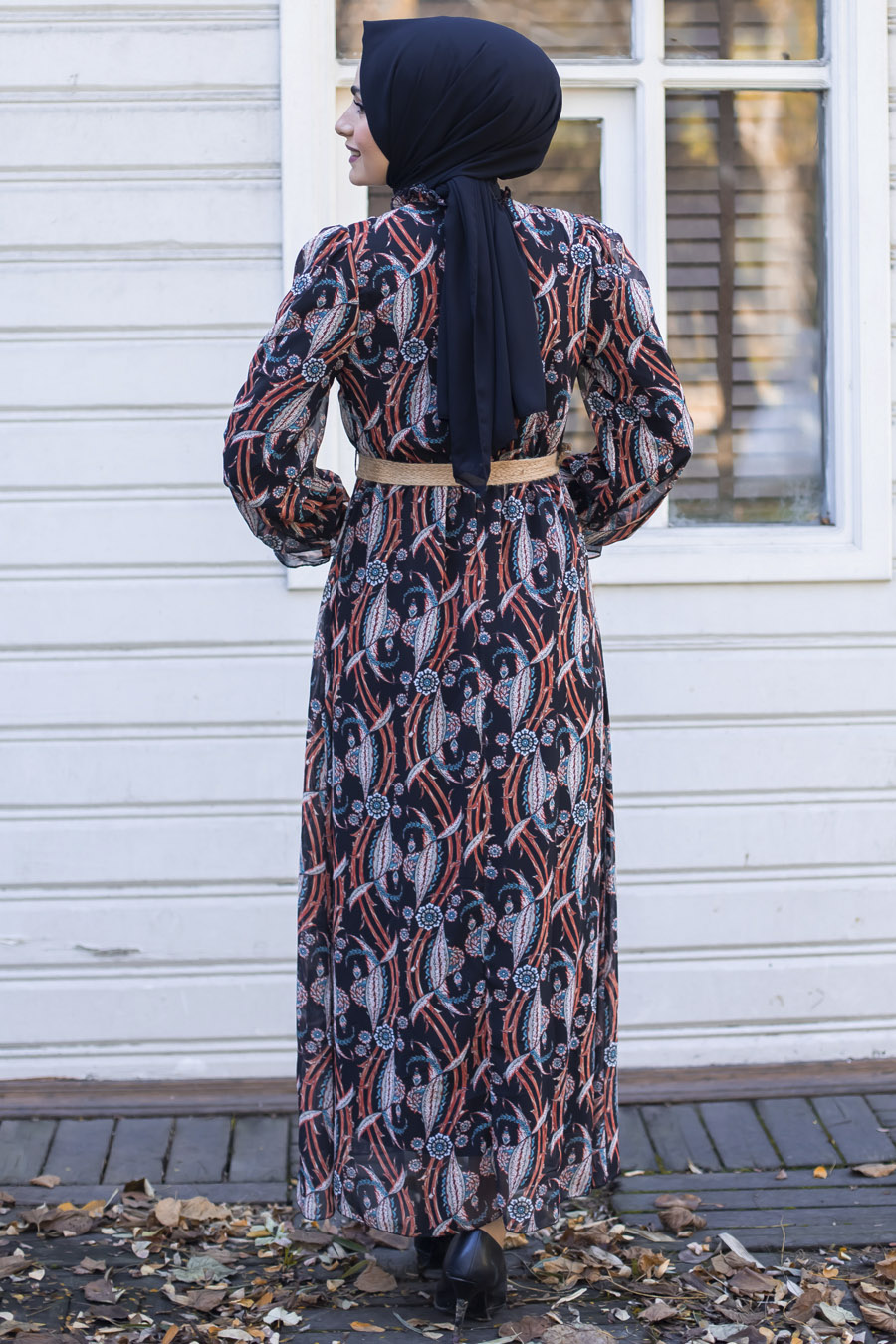 PATTERNED BLACK DRESS 