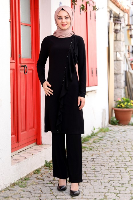  BLACK SUIT AND PANT SUIT   