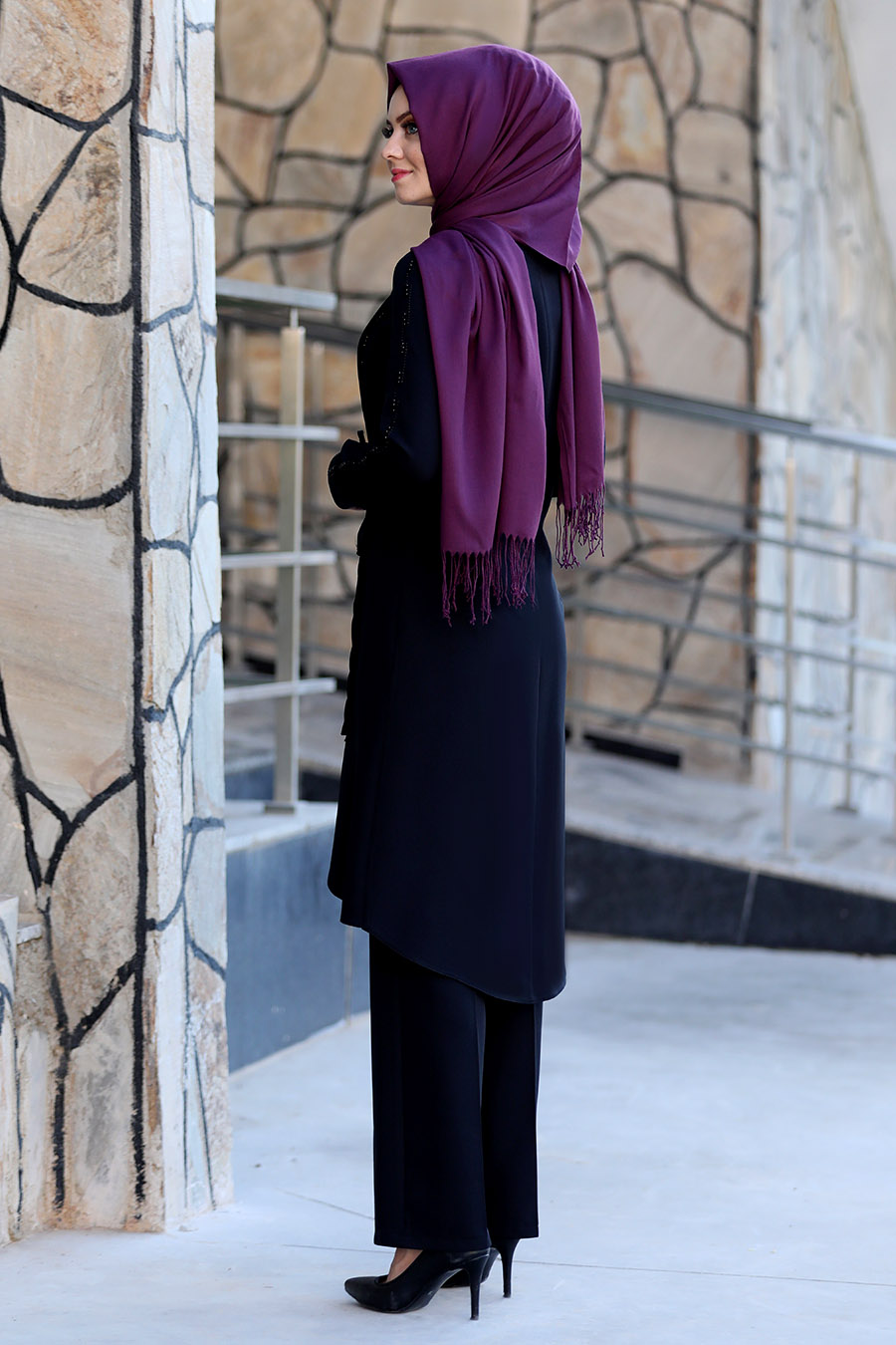 BLACK TUNIC AND PANT SUIT 