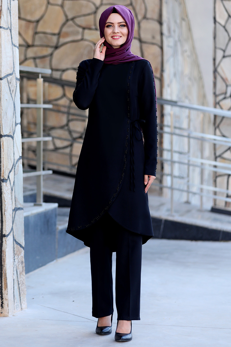 BLACK TUNIC AND PANT SUIT 