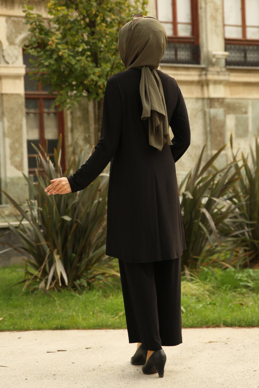 TUNIC AND PANT SUIT - BLACK 