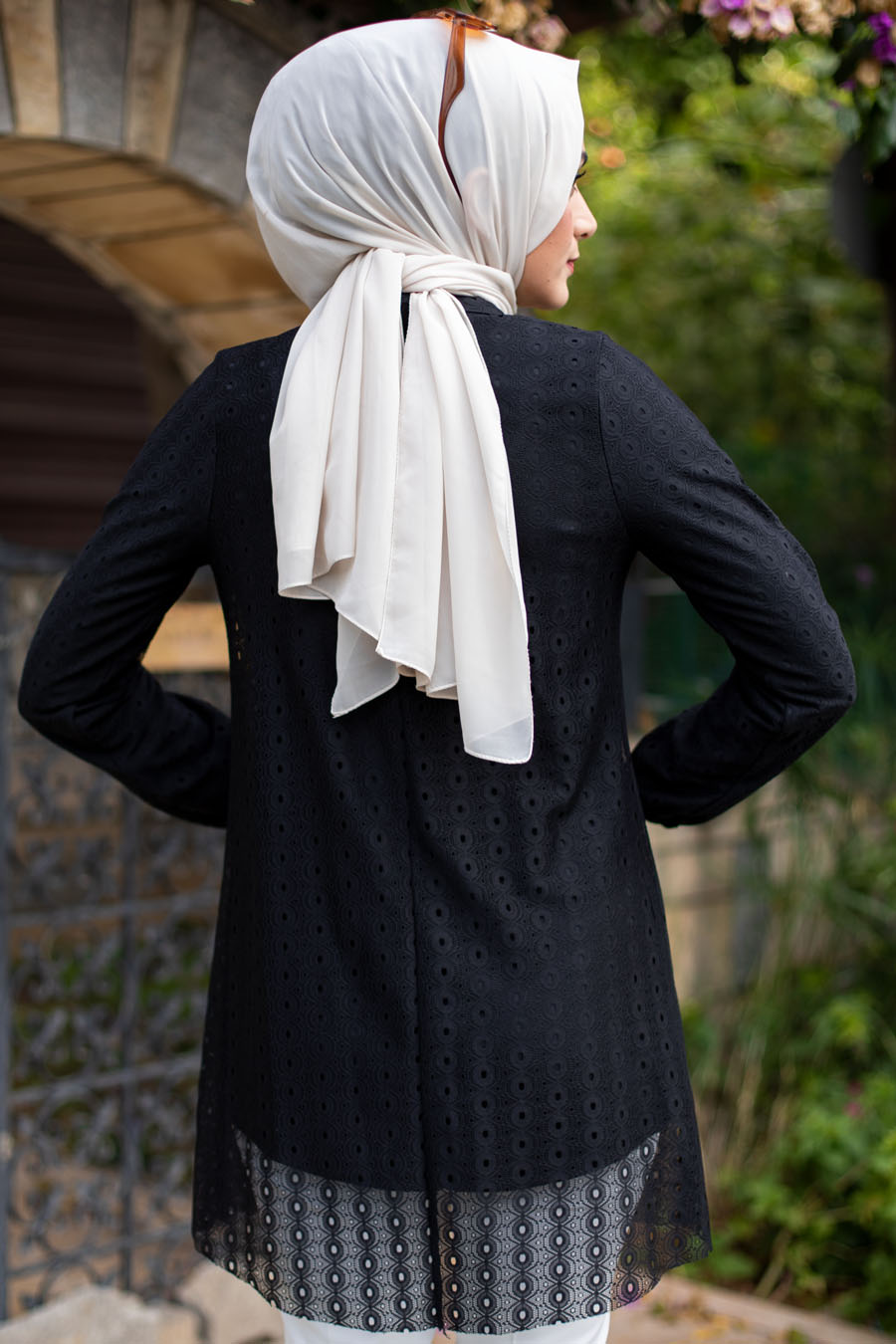 TUNIC - BLACK  TUNIC - BLACK