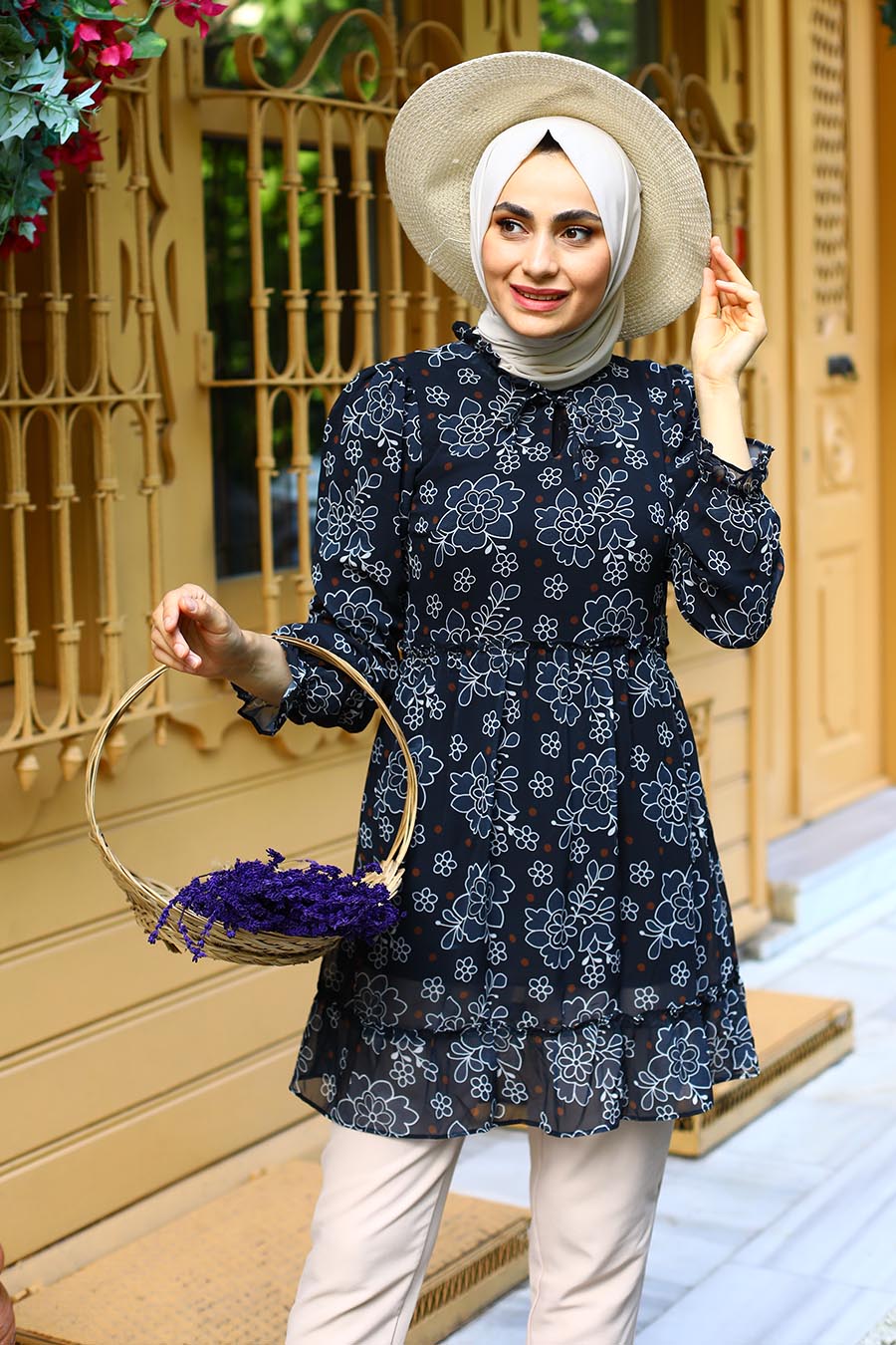 TUNIC - BLACK 