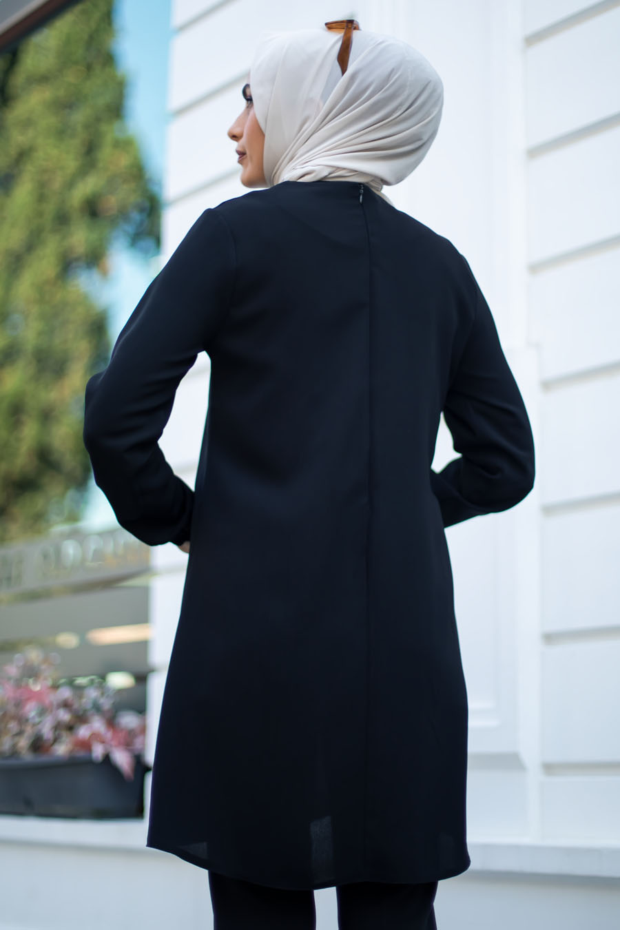 TUNIC -BLACK TUNIC -BLACK