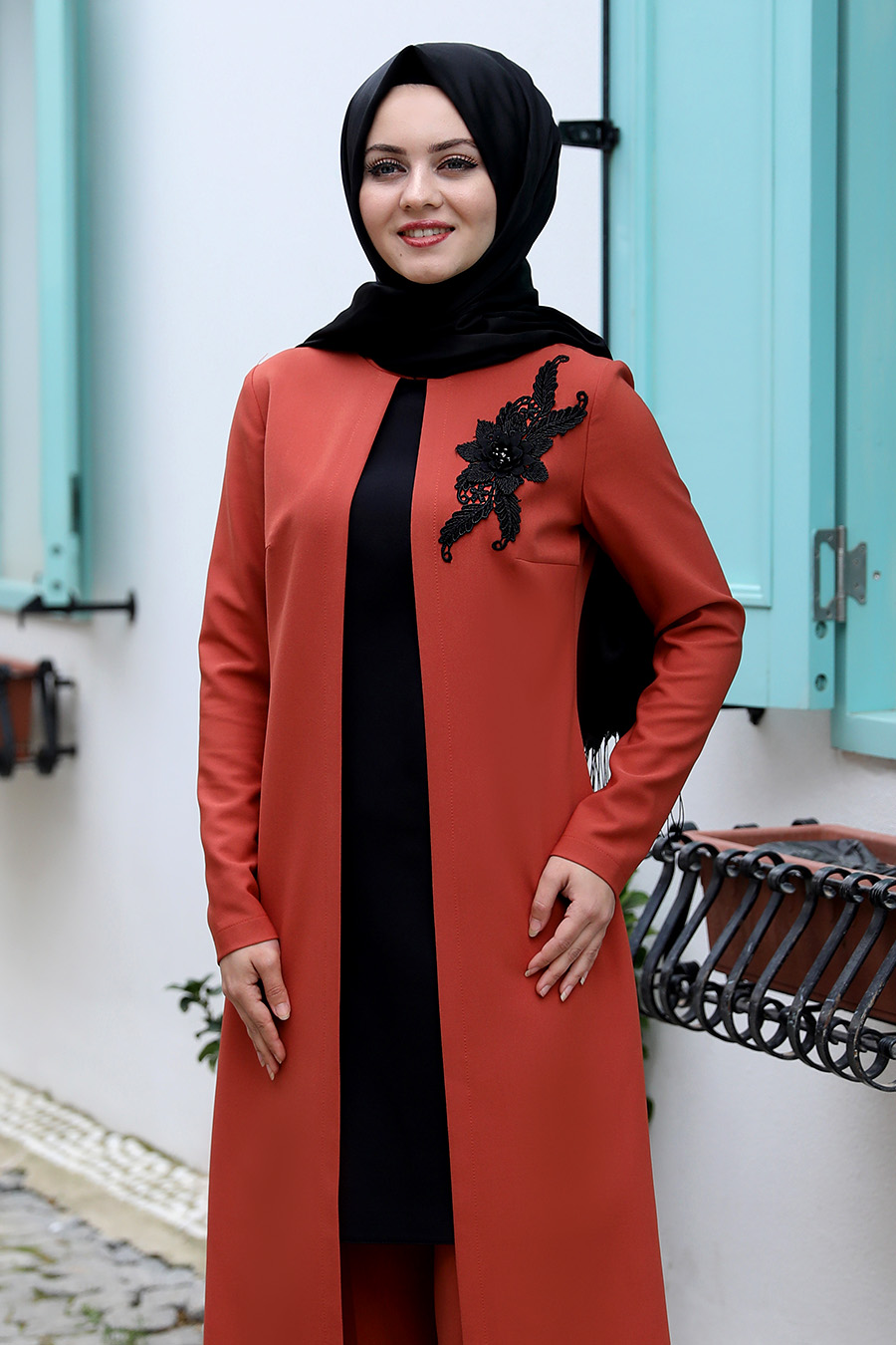 BRİCK COLOR TUNIC AND PANT SUIT 