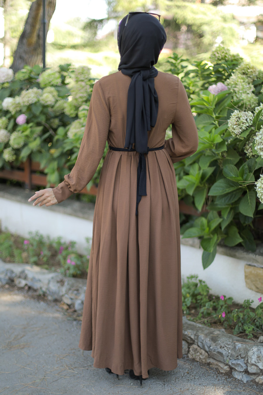 BROWN DRESS BROWN DRESS