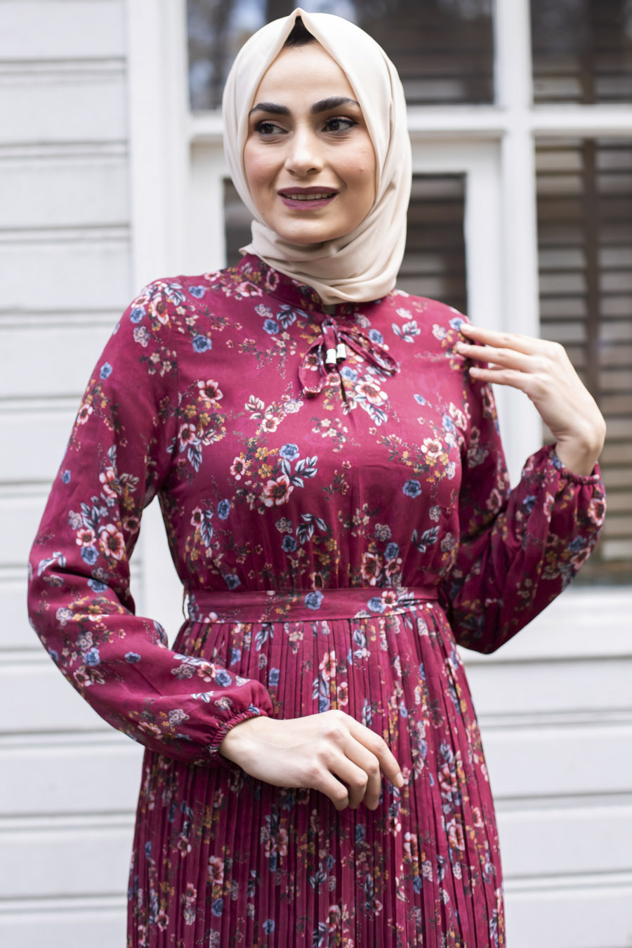 PATTERNED CLARET RED DRESS 