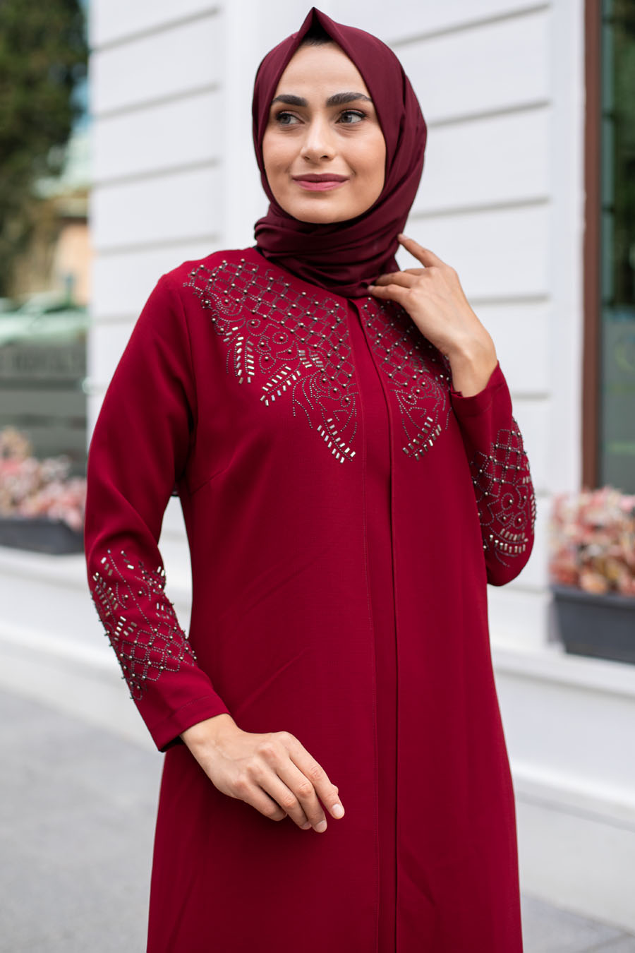 CLARET RED EVENING DRESS  