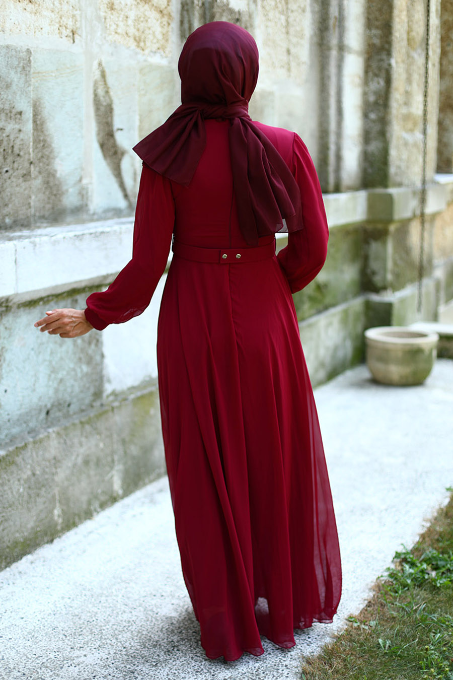 CLARET RED EVENING DRESS  