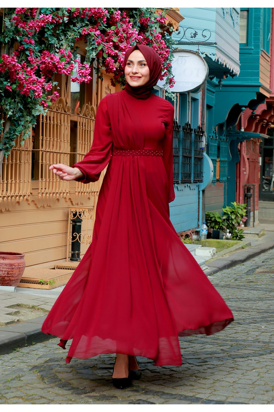 CLARET RED EVENING DRESS  