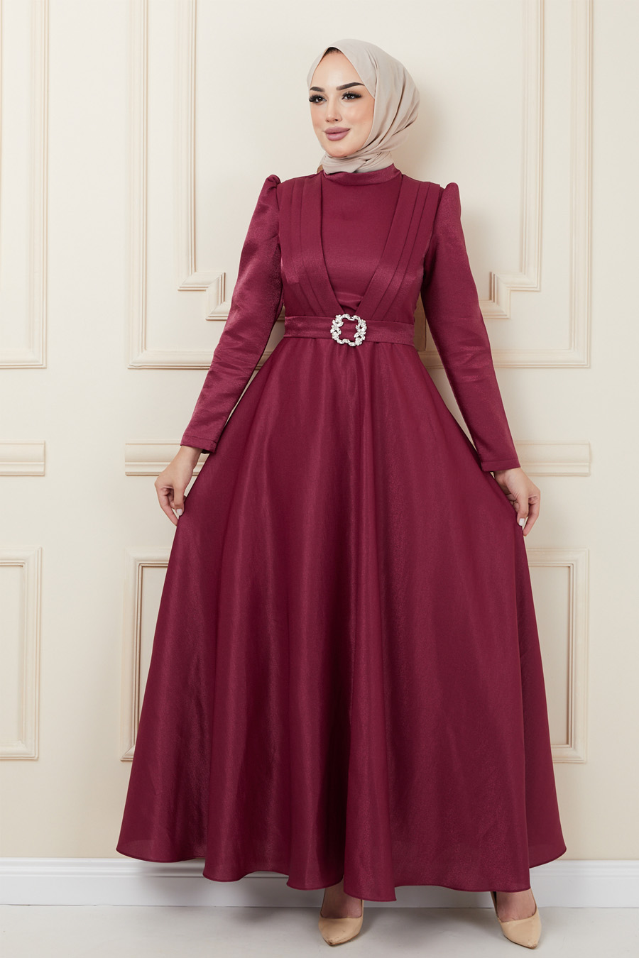 CLARET RED EVENING DRESS  