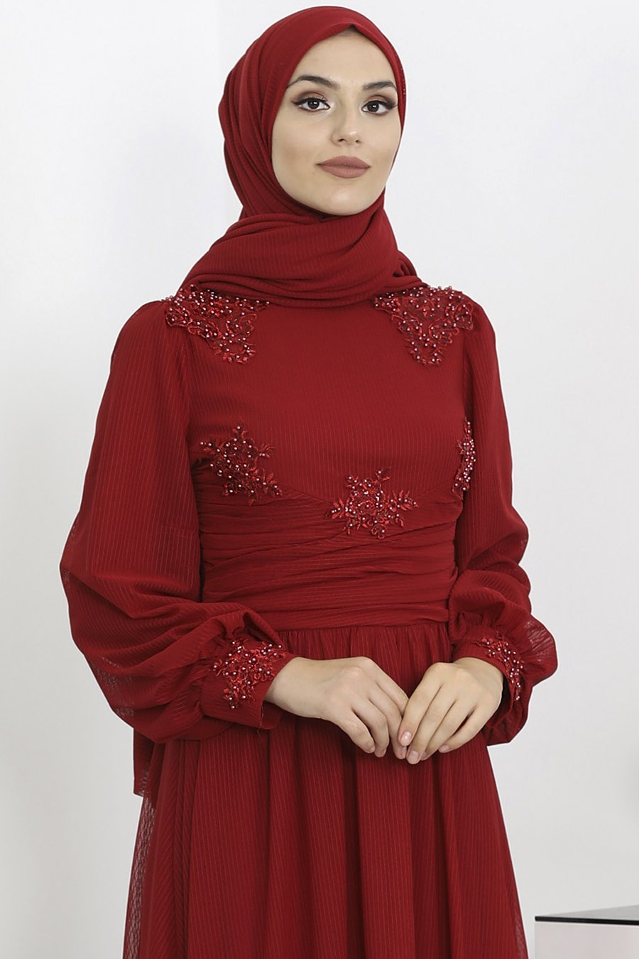 CLARET RED EVENING DRESS  