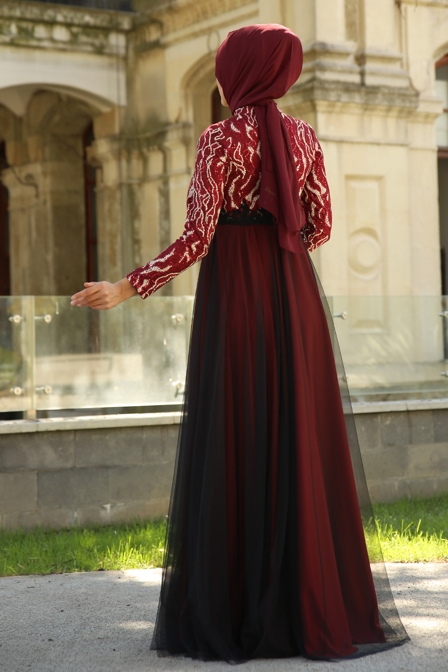 EVENING DRESS - CLARET RED