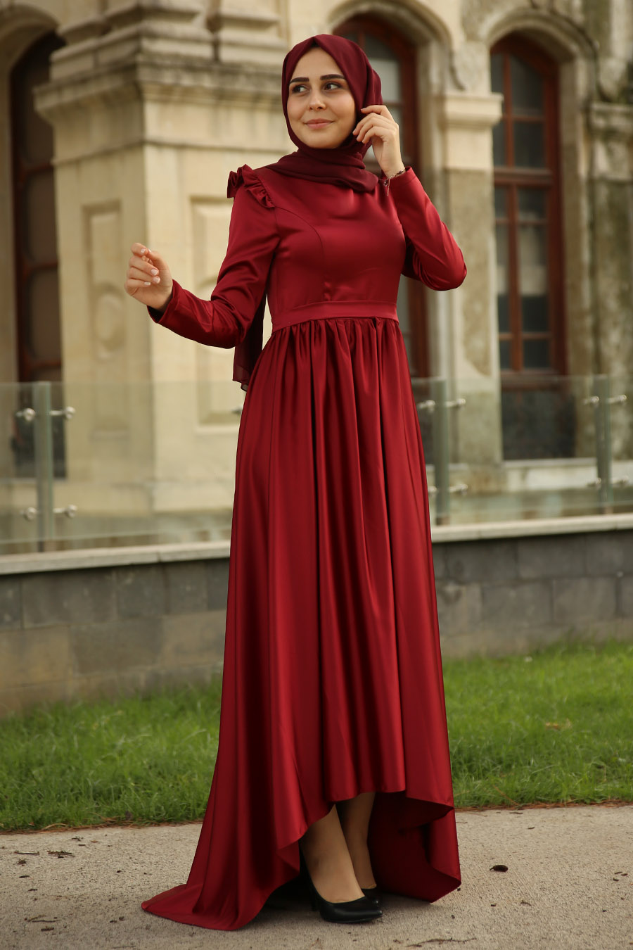 EVENING DRESS - CLARET RED
