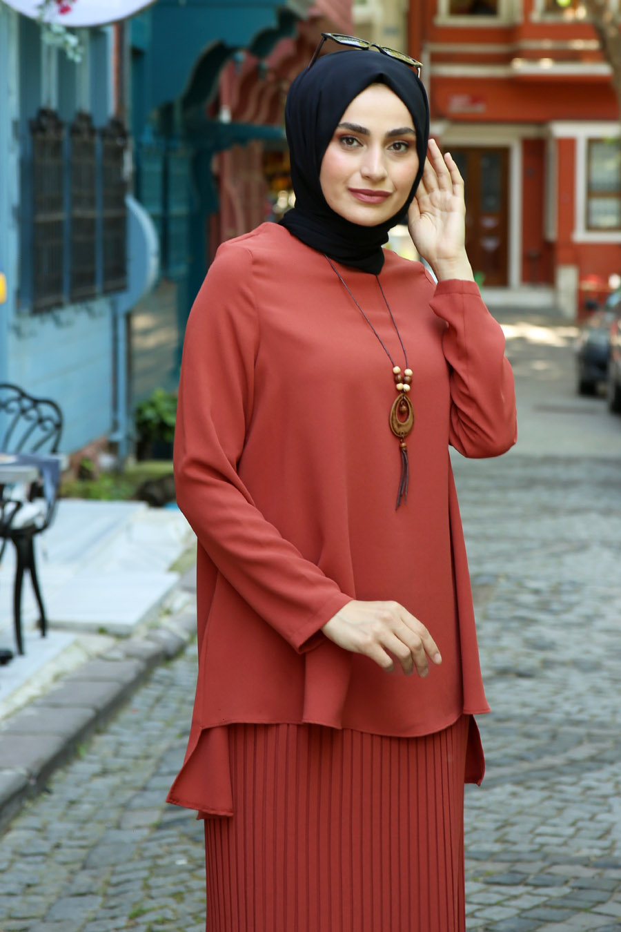 CORAL COLOR TUNIC AND SKIRT SUIT CORAL COLOR TUNIC AND SKIRT SUIT