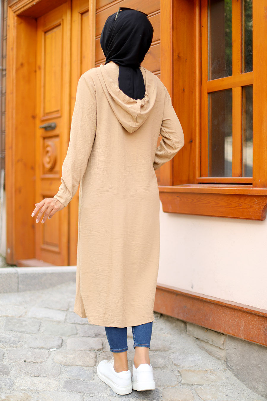 CREAM COLOR COAT CREAM COLOR COAT