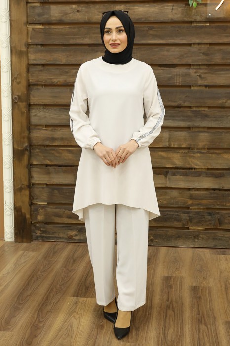 ECRU COLOR TUNIC AND PANT SUIT 