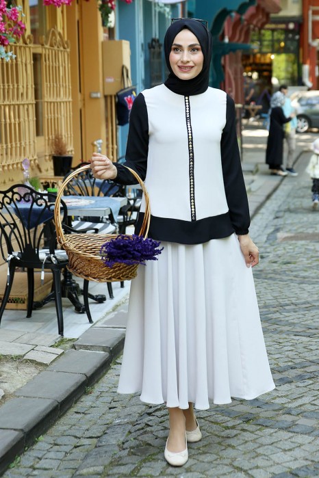 ECRU COLOR TUNIC AND SKIRT SUIT