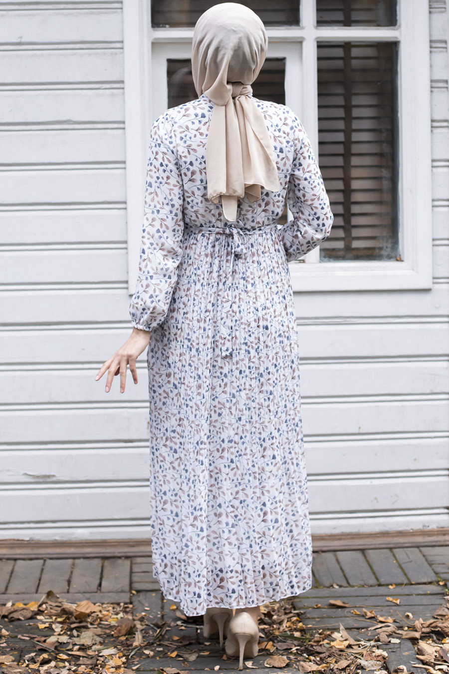 PATTERNED ECRU COLOR DRESS 