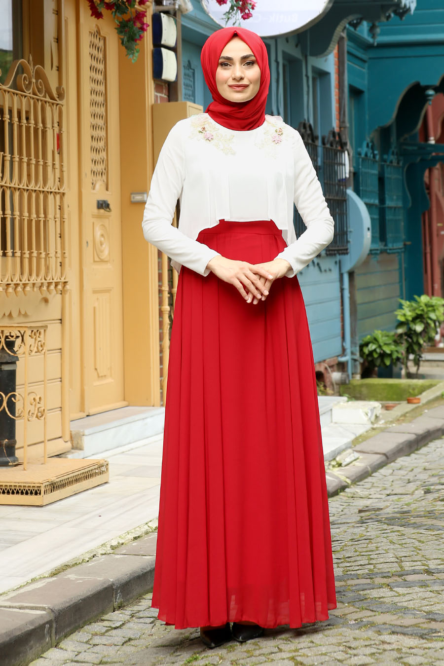 ECRU / RED EVENING DRESS  