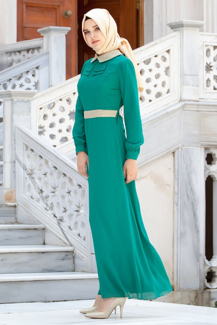 almond green color dress Iris Maxi Dress in Pistachio Green main image 0