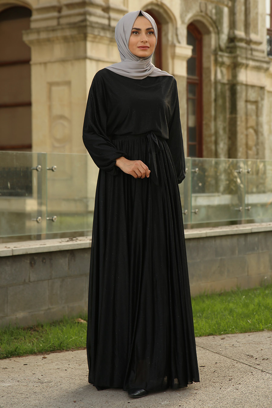 EVENING DRESS - BLACK 