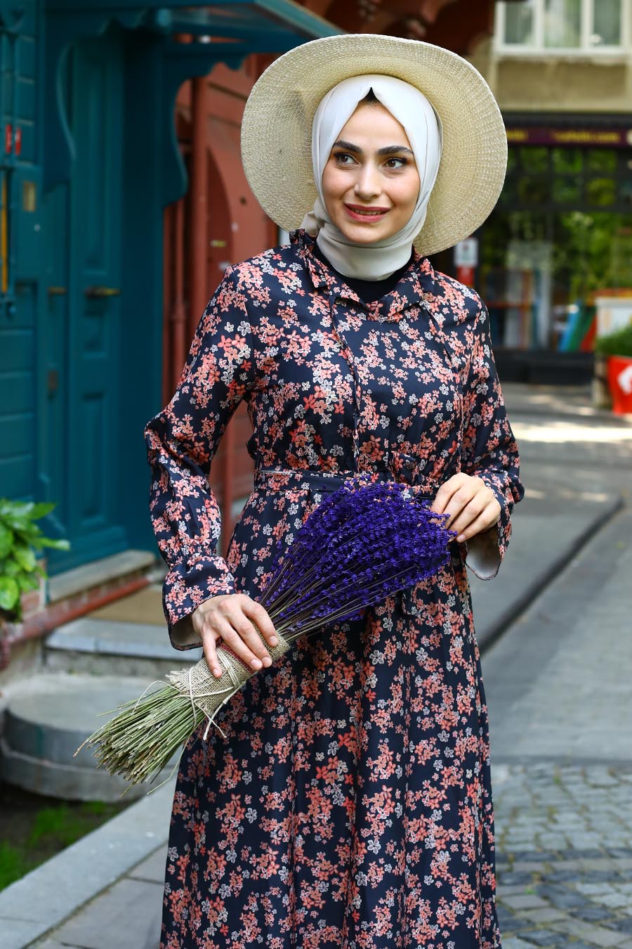 FLOWER PATTERNED BLACK DRESS