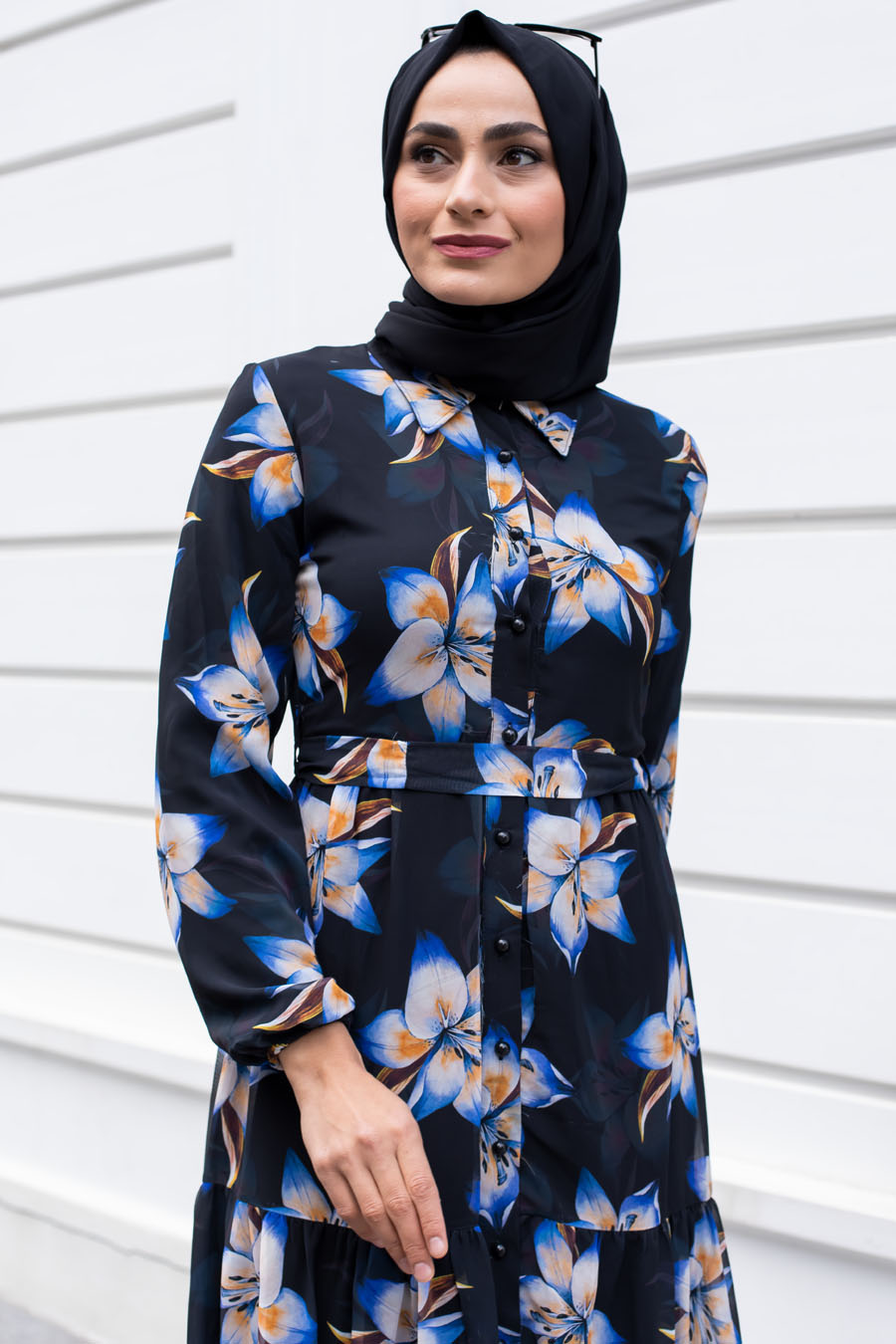 FLOWER PATTERNED BLACK DRESS 