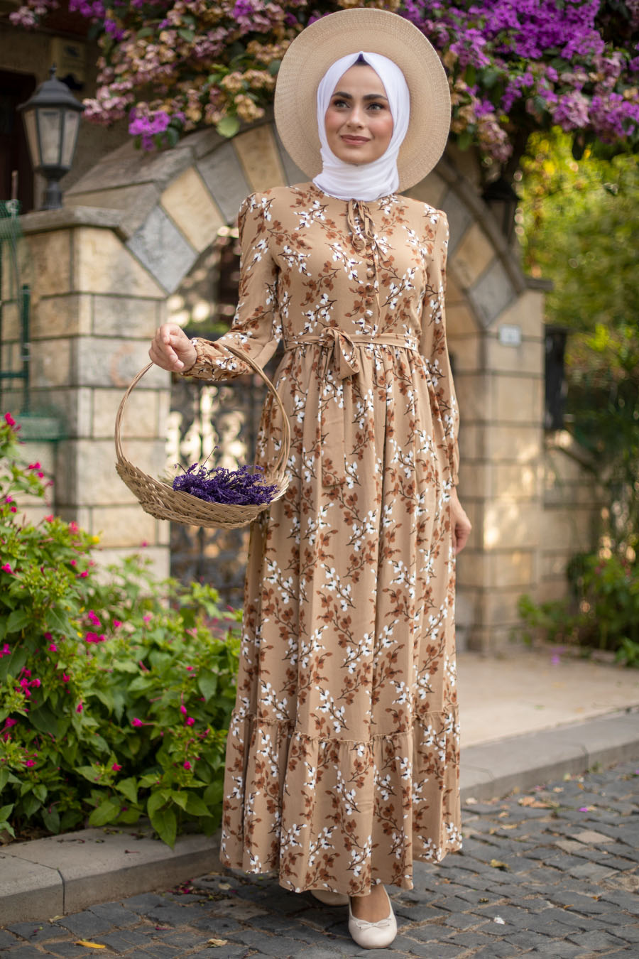 FLOWER PATTERNED BROWN DRESS 