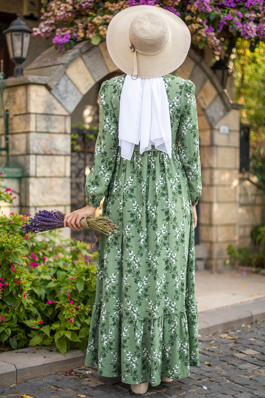 FLOWER PATTERNED GREEN DRESS