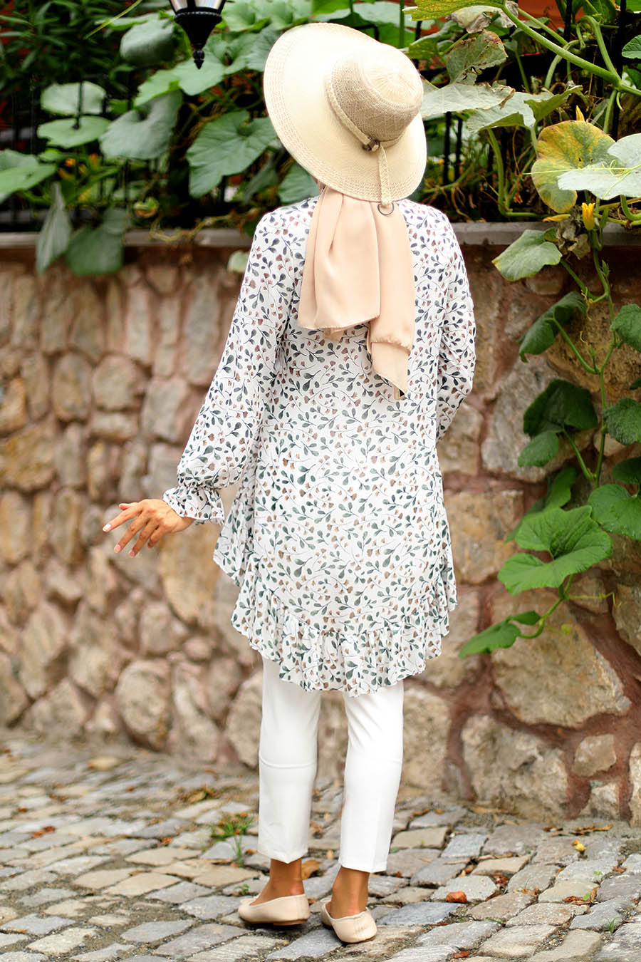 FLOWER PATTERNED KHAKI TUNIC  FLOWER PATTERNED KHAKI TUNIC