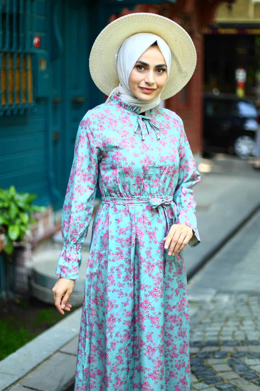 FLOWER PATTERNED MINT DRESS