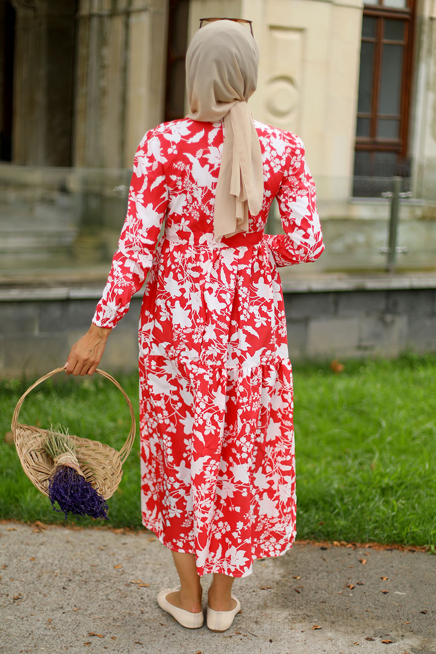 FLOWER PATTERNED RED DRESS