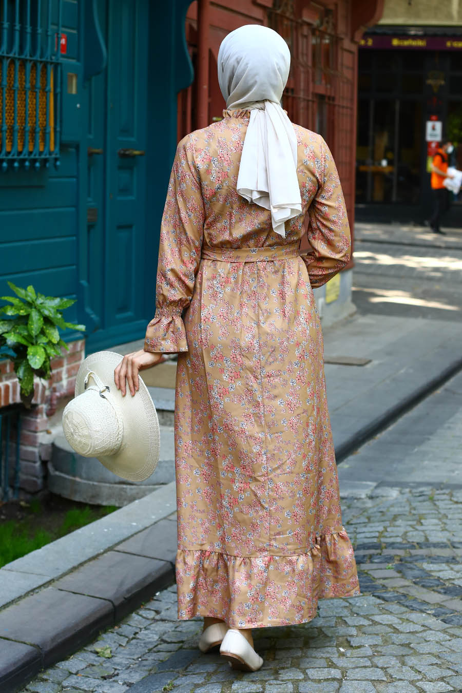 FLOWER PATTERNED TAN COLOR DRESS