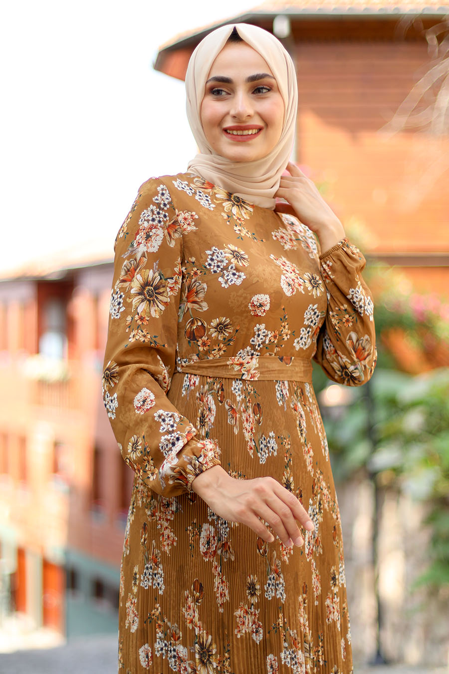 FLOWER PATTERNED TAN COLOR DRESS 