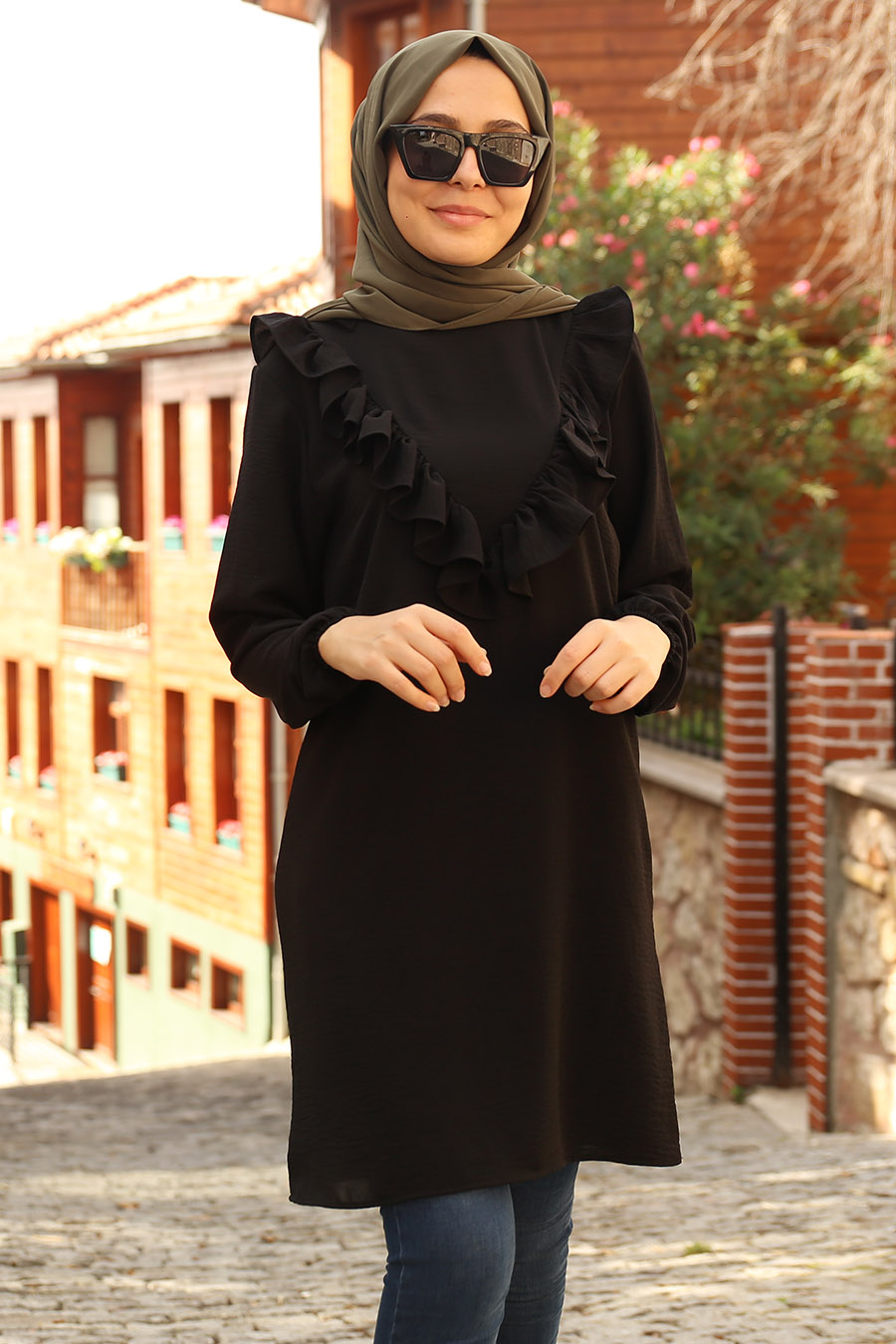 FRILLY TUNIC - BLACK  FRILLY TUNIC - BLACK