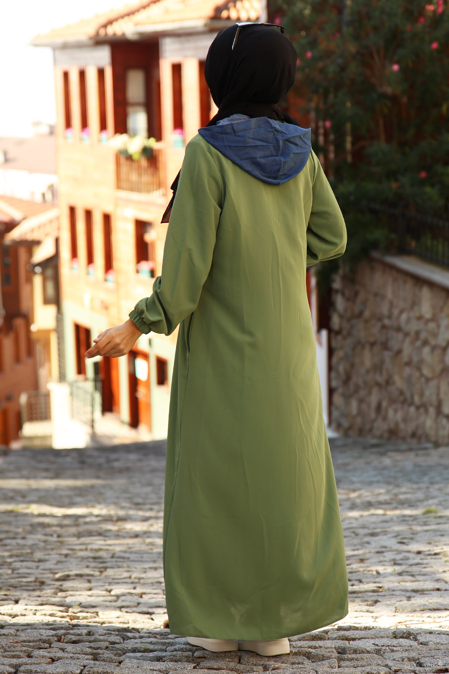 GREEN ABAYA 