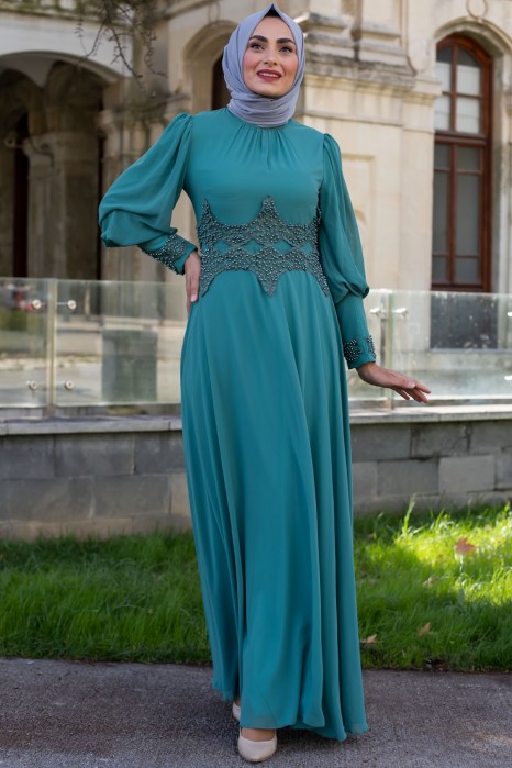 GREEN EVENING DRESS 